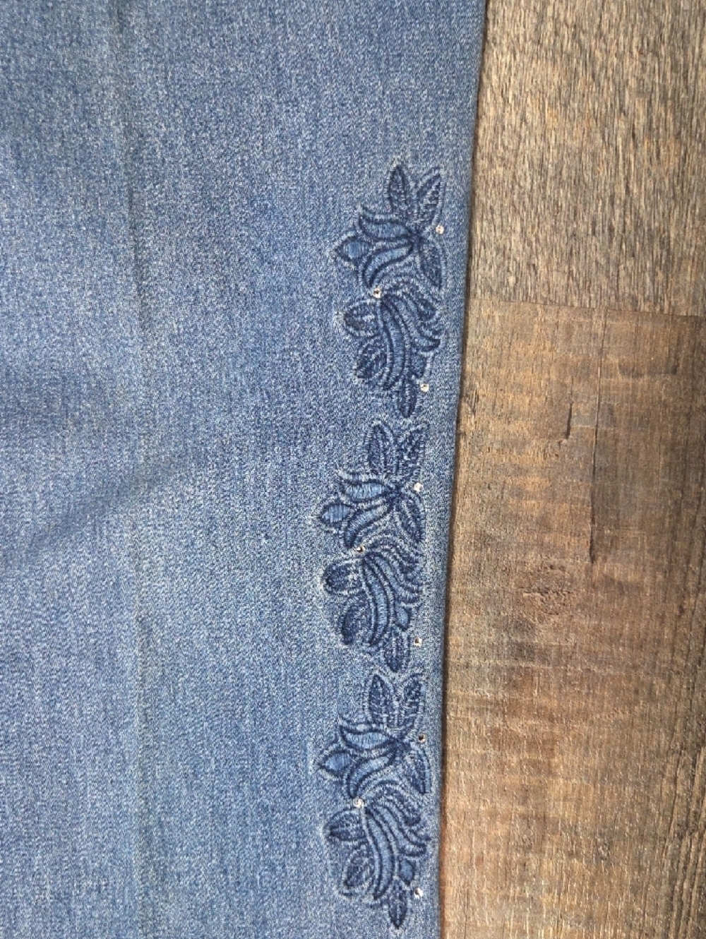 Vintage Blue Straight-Leg Jeans with Navy Floral Embroidery - Picture 3 of 4